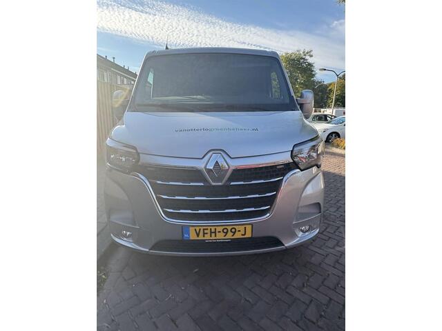 Renault MASTER T28 2.3 dCi 135 L1H1 | Trekhaak | 136PK | Nieuwstaat |