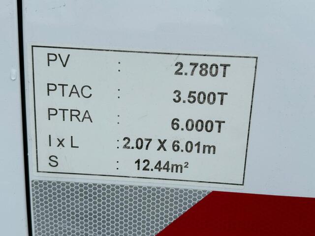 Renault MASTER Hybrid PTO on Engine also Electric