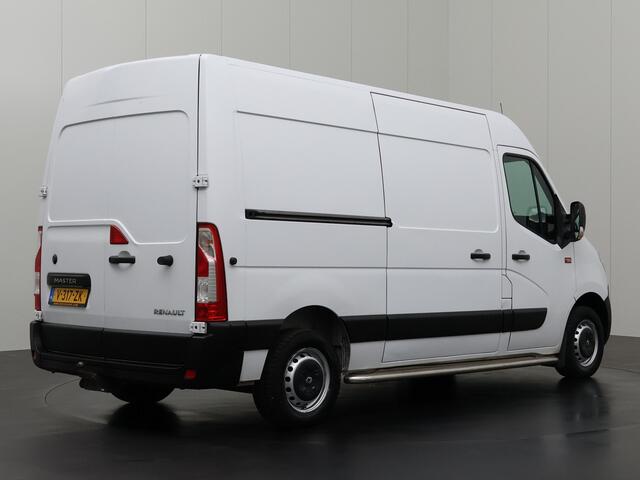 Renault MASTER 2.3DCi 130PK L2H2 | Navigatie | Camera | 3-Persoons | Airco | Trekhaak