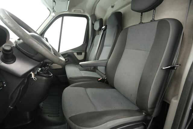 Renault MASTER T35 2.3 dCi 146PK L2H2 | Airco | 2xSchuifdeur | 3-Zits | Trekh. | Cruise | Camera