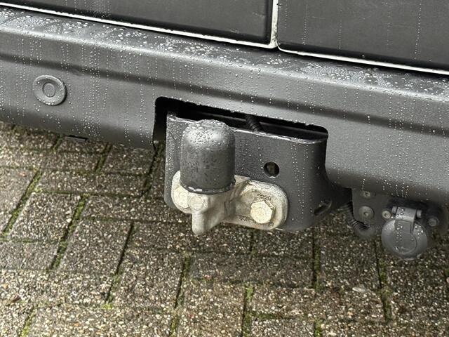 Renault MASTER T33 2.3 dCi 135 L2H2 Work Edition | Trekhaak | Navigatie | Camera | Dealer Onderhouden