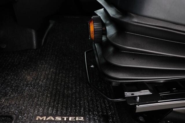 Renault MASTER T35 2.3 dCi 150 L2H3 Energy | MEDIANAV PACK | LUCHTGEVEERDE STOEL | AIRCO | CRUISE | DAB | APPLE | CAMERA | TREKHAAK