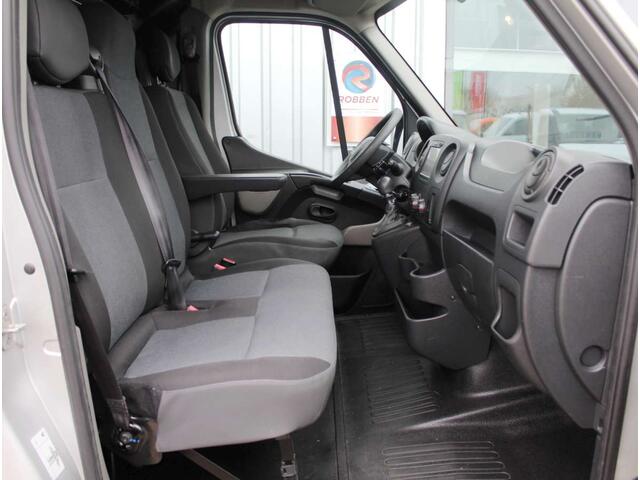 Renault MASTER T35 2.3 dCi L2H2 Airco/Cruise/Nav/PDC