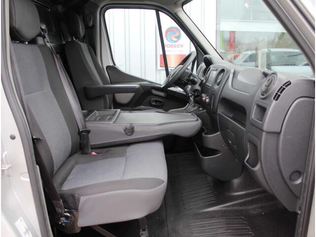 Renault MASTER T35 2.3 dCi L2H2 Airco/Cruise/Nav/PDC