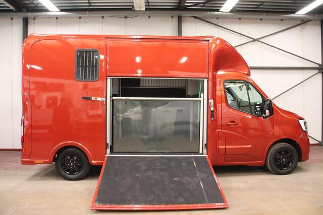 Renault MASTER Sodiak 180P Paardenwagen Horsetruck PAARDENVERVOER Renault Master T35 2.3 dCi 180 Paardenwagen PAARDENVERVOER HENGST