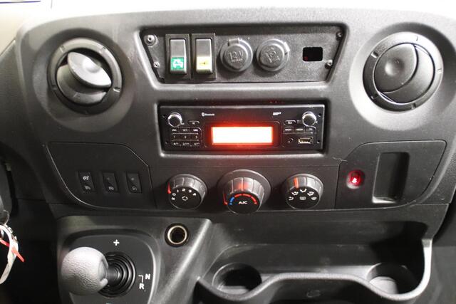 Renault MASTER 170PK AUTOMAAT PAARDENWAGEN LOWLINER VERKOOPWAGEN FOODTRUCK