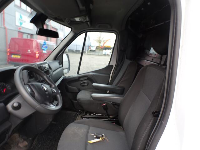 Renault MASTER T35 2.3 dCi 135 L2H2 Comfort 117276 km ! met inrichting