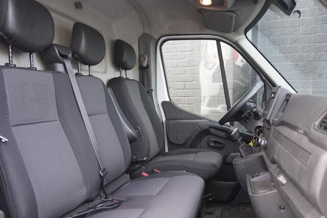 Renault MASTER 2.3 dCi 135PK L2H2 EURO 6 - Airco - Navi - Cruise - ¤16.950,- Excl.