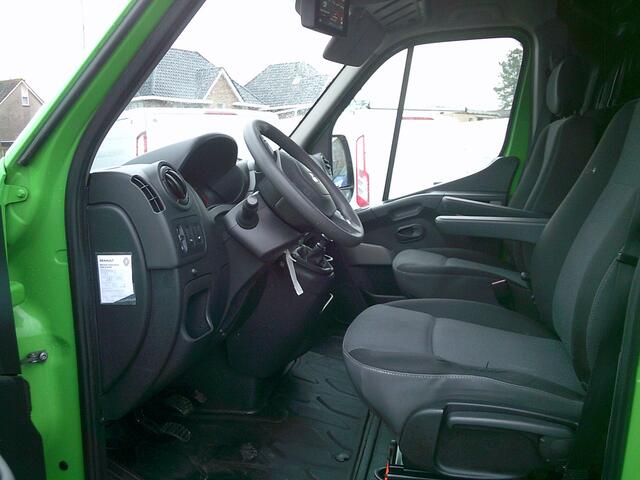 Renault MASTER T35 2.3 dCi L2H2 VOORZIEN VAN AIRCO+CRUISE+IMPERIAAL !!!