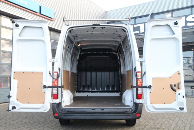 Renault MASTER 2.3 DCI 135 | L2H2 | Orig. Navi | Imperiaal | Cruise | Airco..