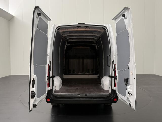 Renault MASTER 2.3DCI 135PK L2H2 Business | Airco | Cruise | 3-Zits