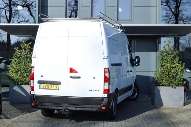 Renault MASTER T35 2.3 dCi 135 L2H2 Comfort | Airco | Cruise | Imperiaal | Trekhaak