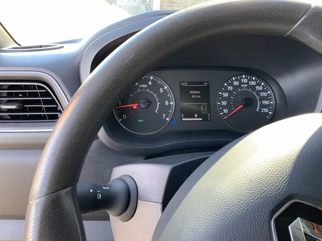 Renault MASTER T35 2.3 dCi 135 L2H2 Airco 3 Zits Trekhaak 2500 kg & Opstap Euro 6