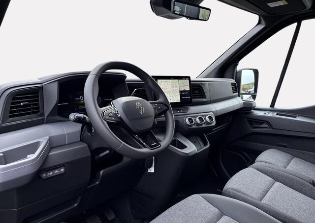 Renault MASTER E-Tech T35 L2H2 Extra long range 87 kWh - Demo / Trekhaak / Laadruimte vloer + wand betimmering