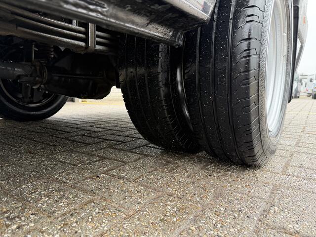 Renault MASTER T35 2.3 dCi 165pk L3H2 DL Energy Comfort / trekhaak 3500 kg / euro 6 / bpm vrij / vaste prijs rijklaar ¤ 26.950 ex btw / lease vanaf ¤ 440 / ingerichte laadruimte / imperial