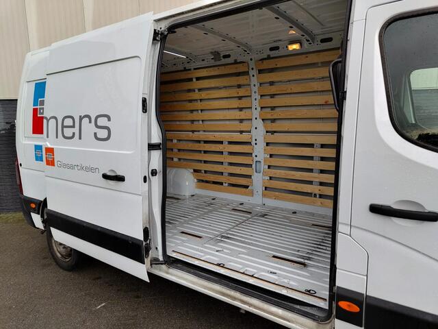 Renault MASTER T35 2.3DCi 150PK L3H2 3-Persoons Euro 6 Camera Airco Cruise Control Dodehoek Assist Pdc Bluetooth Energy Comfort Schuifdeur Achterdeuren Lat om Lat Betimmering 1e Eigenaar Origineel Nederlandse Auto