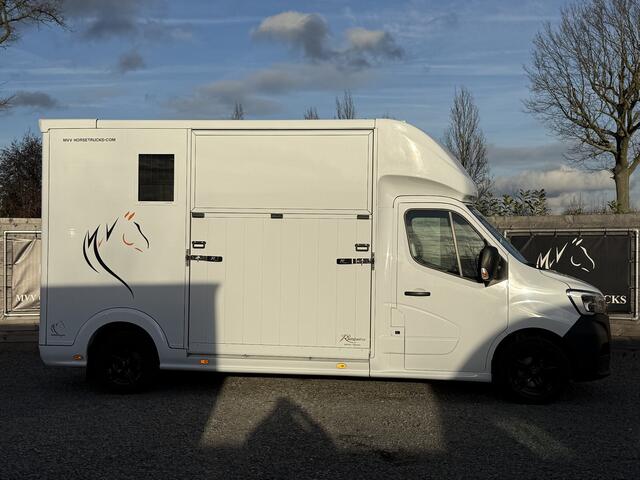 Renault MASTER PAARDENWAGEN | HORSETRUCK | ROELOFSEN | STALLION 3XL | 2024 | HENGST | 56.320KM | LEER | CAMERA | 165PK | 3-SEAT | BELGISCH KENTEKEN