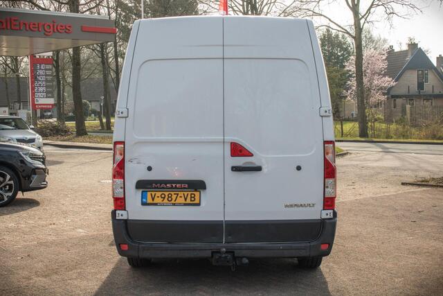 Renault MASTER FWD T33 L2H2 FWD dCi 130