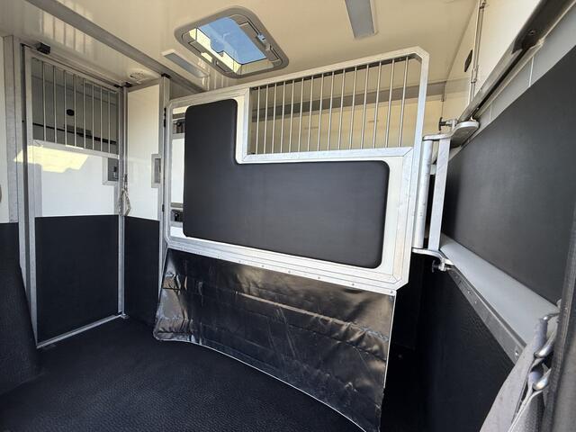 Renault MASTER | HORSETRUCK | STX | STALLION 3XL | 2017 | HENGST | 81.501KM | AUTOMAAT | 3-SEAT | 170PK | L3 | LUXEMBURG KENTEKEN