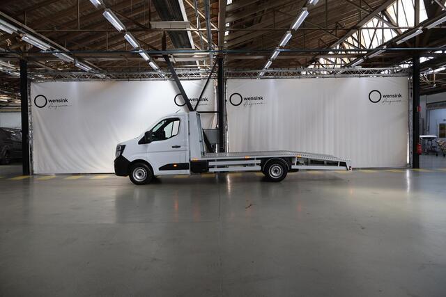 Renault MASTER T35 2.0 dCi | 170 PK | L3 H1 | OPRIJWAGEN | NIEUW MODEL | AUTOTRANSPORTER | LIER | TREKHAAK | CARPLAY | ANDROID AUTO | AIRCO | CRUISE | LICHT-/REGENSENSOR | LED | 3-ZITS | OPRIJPLATEN | 1200KG LAADVERMOGEN