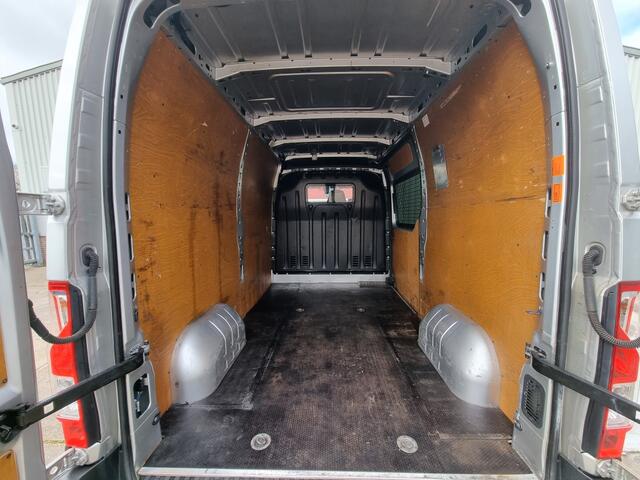 Renault MASTER T35 2.3 dCi L2H2 S&S
