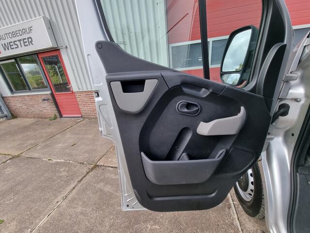 Renault MASTER T35 2.3 dCi L2H2 S&S