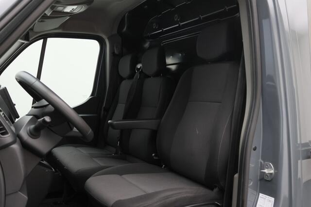 Renault MASTER T35 2.3 dCi 150 L2H2 Energy Comfort Automaat Glasresteel, 3-Zits, Trekhaak, Camera, Cruise, PDC