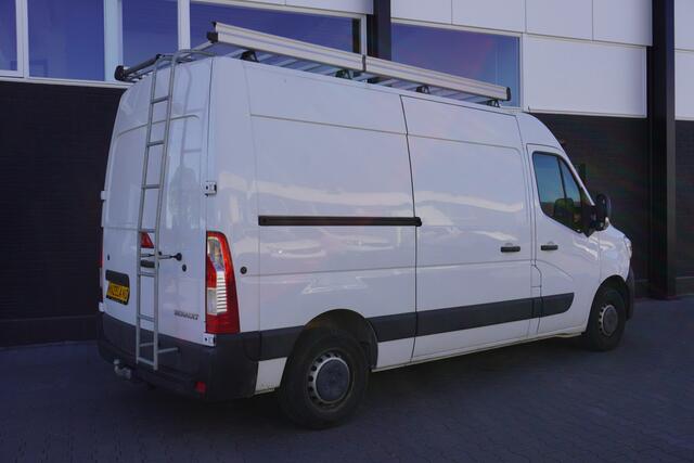 Renault MASTER 2.3 dCi L2H2 EURO 6 - Airco - Cruise - Camera - ¤ 14.950,- Excl.