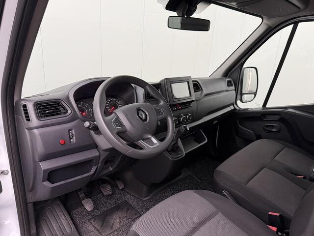 Renault MASTER 2.3DCi 145Pk Energy Comfort Bakwagen+Laadklep | 2500Kg Trekhaak | Zijdeur | Multimedia | Camera | Airco | Cruise