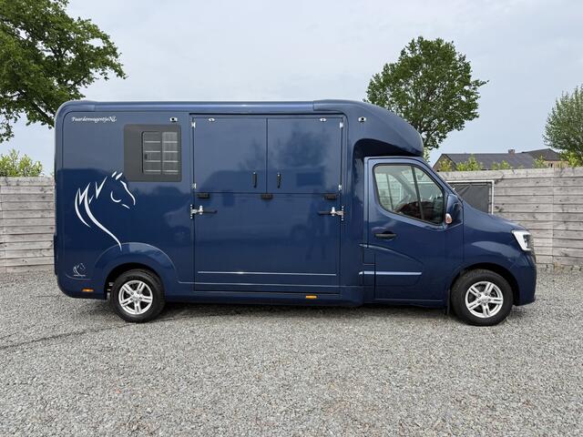 Renault MASTER | HORSETRUCK | STX | STALLION 3XL | 2022 | 13.330KM | HENGST | MANUEL | 165PK | 3-SEAT | L3 | LUXE | NL KENTEKEN