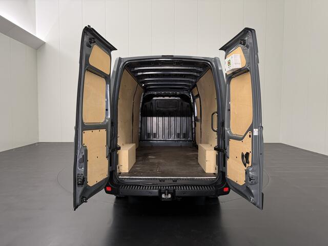 Renault MASTER 2.3DCI 150PK L3H2 | Airco | Cruise | Camera | Trekhaak | Betimmering