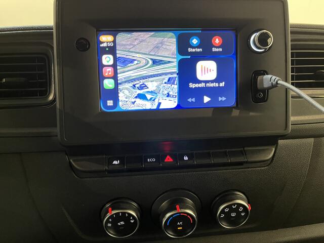 Renault MASTER 2.3 dCi 135 L2H2 136 PK / Portaallaadklep / Euro 6 / Airco / CarPlay / Cruise Control / Camera / Navigatie / 60.000 KM !!