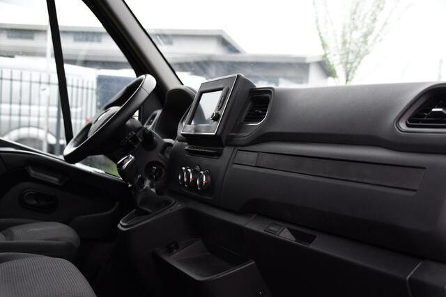 Renault MASTER T35 2.3 dCi 150 L2H2 Black Edition Cruise, Camera, Carplay, 150pk, Multimedia, LED, NAVI, Trekhaak, Uniek!