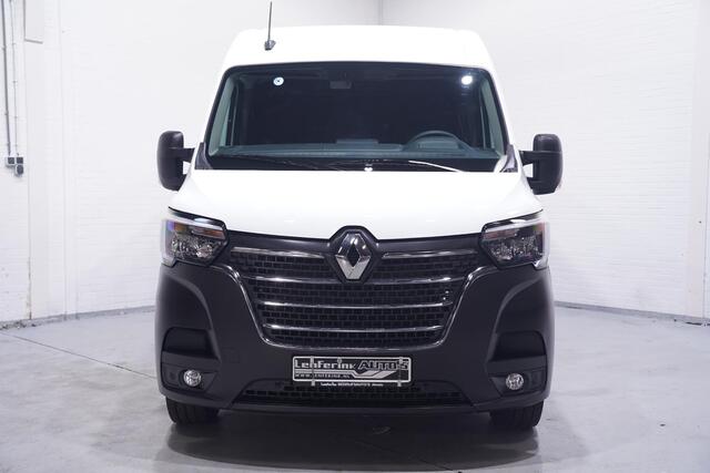 Renault MASTER 2.3 dCi 135 pk L2H2 BPM vrij, Navi, Camera Laadruimte Pakket, Trekhaak 2.500 kg, PDC V+A, 3-Zits