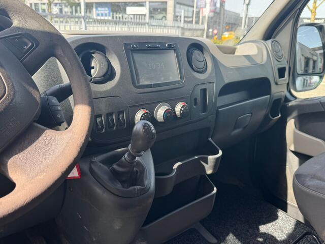 Renault MASTER K 38 220 KG 2 persoonslift