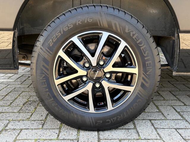 Renault MASTER L2H2 2.3 dCi 180PK / PDC / Camera / Clima / Navi / Bluetooth / Trekhaak / LED