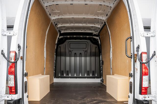 Renault MASTER Bleu DCI 135PK | L2H2 | Nieuw | Navi | 3-Zits | LED | Cruise | Airco