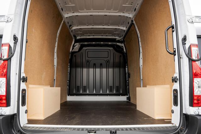 Renault MASTER Bleu DCI 135PK | L2H2 | Nieuw | Navi | 3-Zits | LED | Cruise | Airco