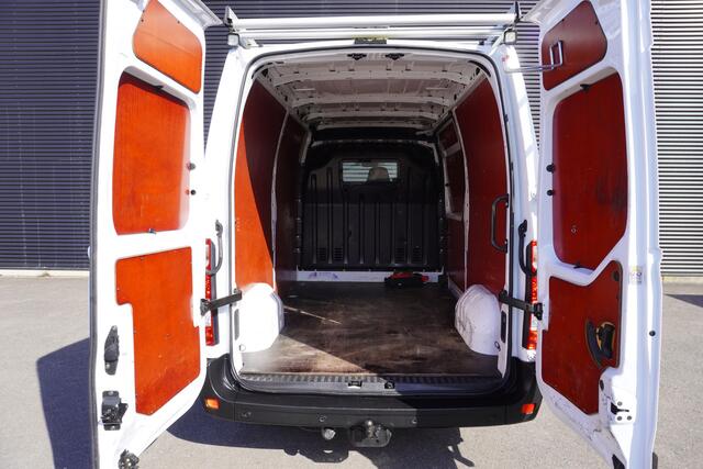 Renault MASTER 150pk L2H2 MARGE Imperiaal + Trap Airco Trekhaak Camera Apple carplay