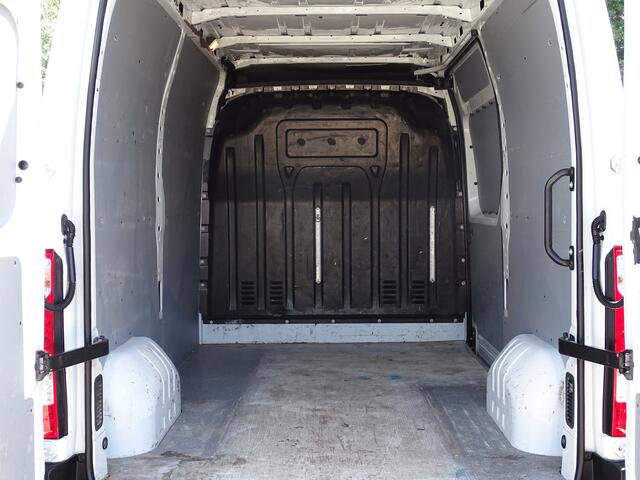 Renault MASTER T35 2.3 dCi 150 L2H2 Energy