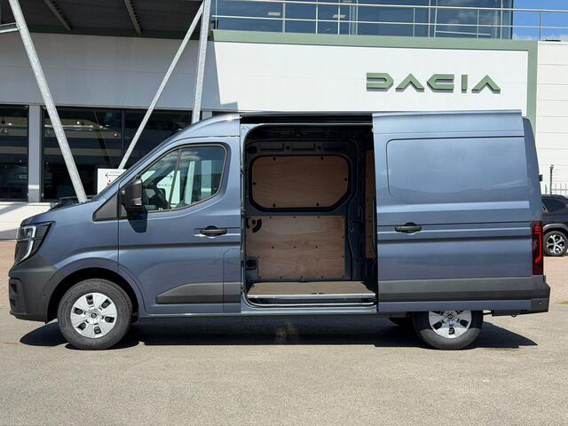 Renault MASTER T35 2.0 dCi 170 L2H2 Extra Cruise | Navi | Trekhaak | Schuifdeur Link en Rechts