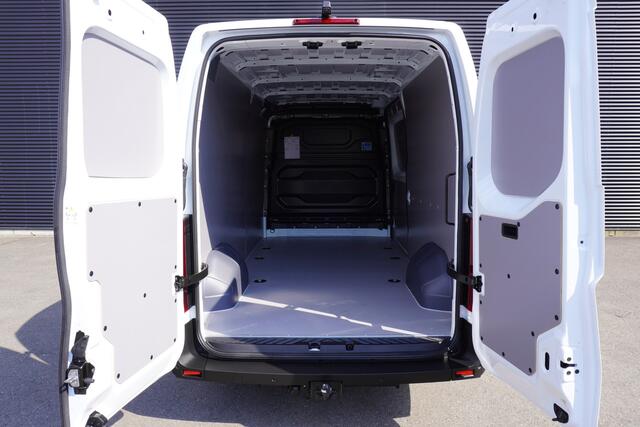 Renault MASTER E-Tech T35 L3H2 Extra long range 87 kWh 420km Range WLTP Trekhaak Tacho Apple Carplay Camera Cruise control Parkeersensoren