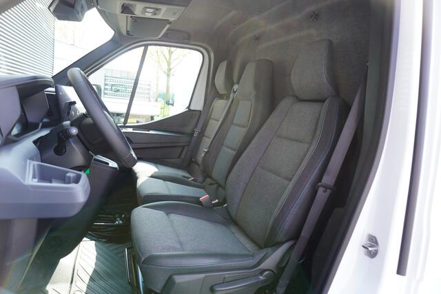 Renault MASTER E-Tech T35 L3H2 Extra long range 87 kWh 420km Range WLTP Trekhaak Tacho Apple Carplay Camera Cruise control Parkeersensoren