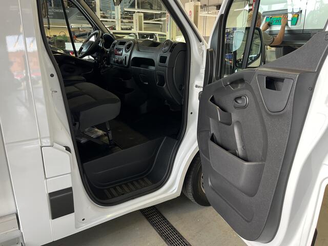 Renault MASTER T35 2.3 dCi L3 Energy Maxilift Laadkraan Trekhaak 2500 kg Airco 3-Persoons Open laadbak Pick-up Euro 6 Verkeersbord Actiebord Pijlenbord Bakwagen P-up 1e eigenaar ex gemeente