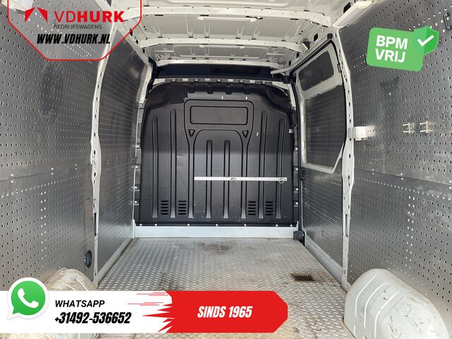 Renault MASTER 2.3 dCi 145 pk L2H2 EXPORT 270Gr.Deuren/ Gev.Stoel/ Airco/ Navi/ Cruise/ PDC/ Sidebars