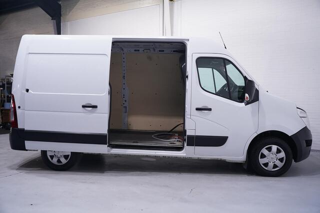Renault MASTER Nissan Interstar 2.3 dCi 135 pk L2H2 Acenta Cruise Control, Laadruimte Pakket, 3-Zits