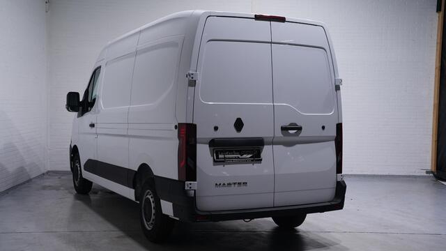 Renault MASTER 2.0 DCi 105 pk L2H2 Airco, incl. BPM / ex BTW Apple Carplay, Cruise Control, LED Koplampen, PDC V+A, 3-Zits