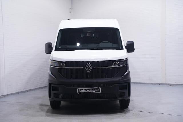 Renault MASTER 2.0 dCi 130 pk L2H2 Incl. BPM ex BTW, Apple Carplay, Trekhaak 2.500 kg, Dodehoek Assist, Laadruimte Pakket, 3-Zits