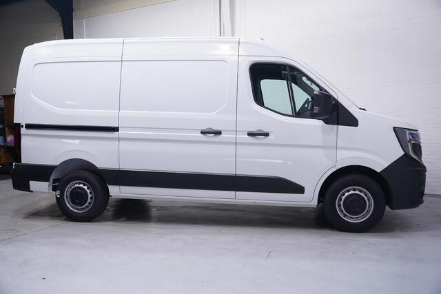 Renault MASTER 2.0 dCi 130 pk L2H2 Incl. BPM ex BTW, Apple Carplay, Trekhaak 2.500 kg, Dodehoek Assist, Laadruimte Pakket, 3-Zits