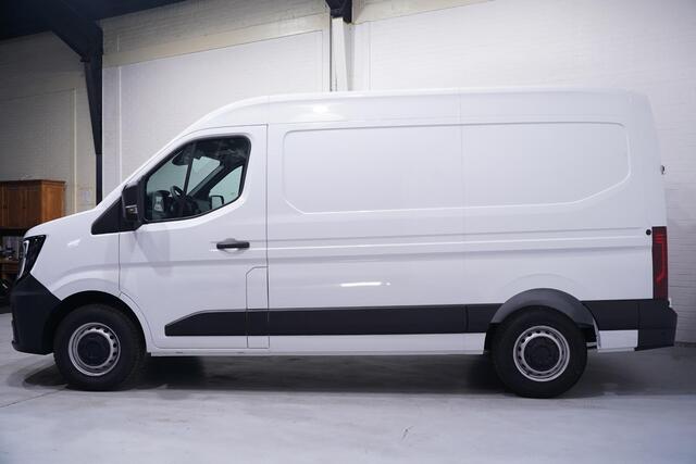 Renault MASTER 2.0 dCi 130 pk L2H2 Incl. BPM, ex BTW, Navi Apple Carplay, Airco, Laadruimte Pakket, PDC achter, 3-Zits